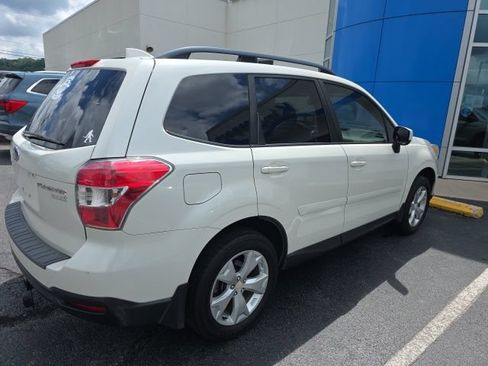 Used 2016 Subaru Forester 2.5i Premium AWD/4WD image 4