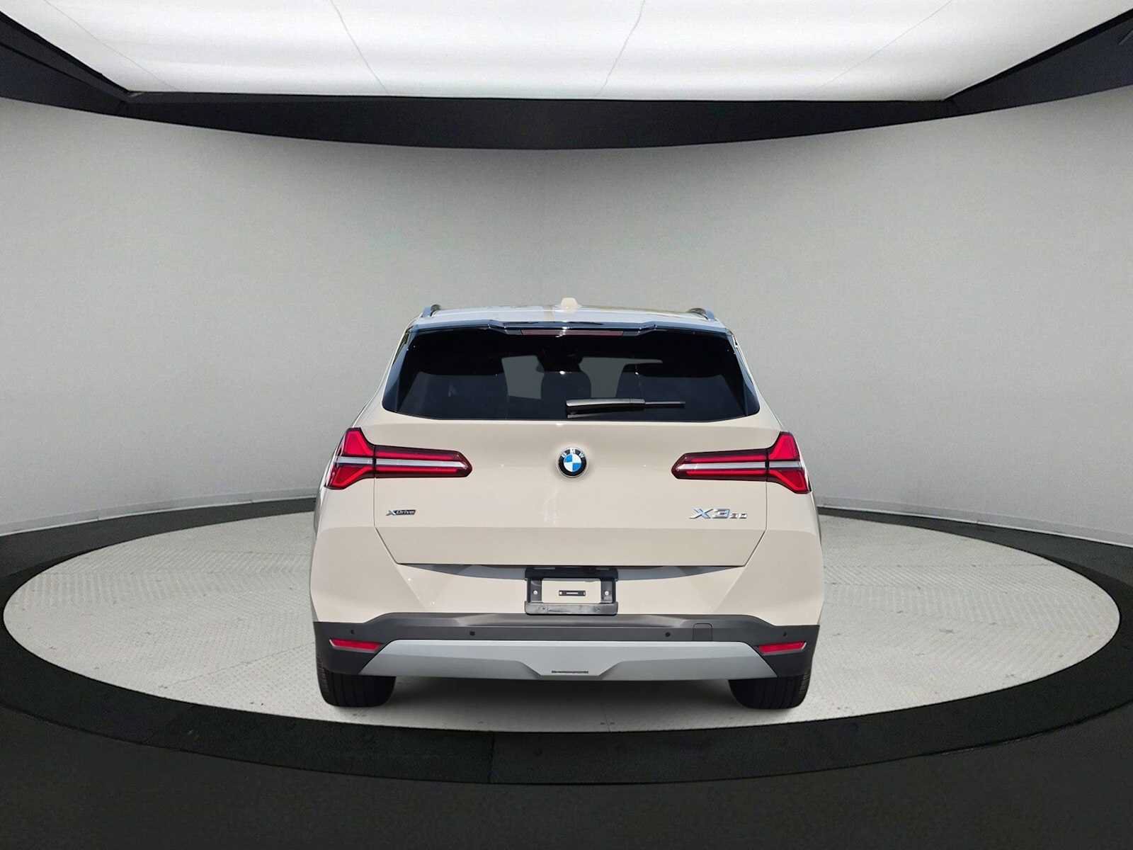 Used 2026 BMW X3 xDrive30i w/ Premium Package AWD/4WD image 7