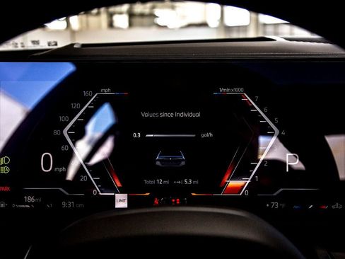 Certified 2026 BMW 530i w/ M Sport Package image 10