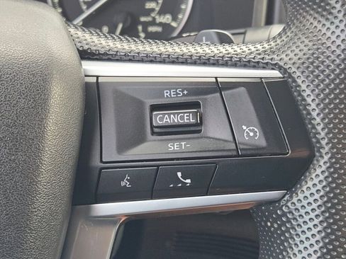 Used 2022 Mitsubishi Outlander ES image 28