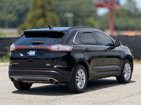 Used 2018 Ford Edge SEL w/ Equipment Group 201A FWD image 9