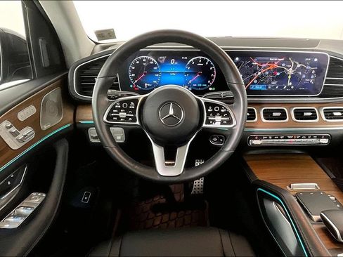 Certified 2023 Mercedes-Benz GLS 450 4MATIC image 5