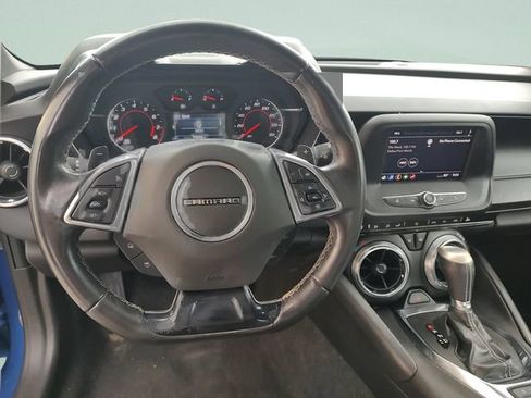 Used 2021 Chevrolet Camaro LT RWD image 10