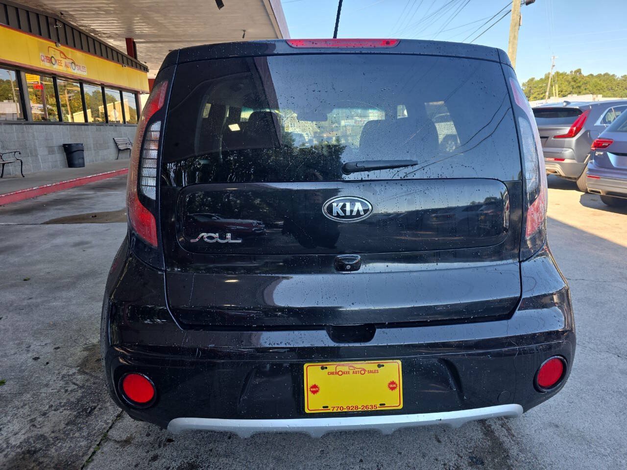 Used 2017 Kia Soul + FWD image 5