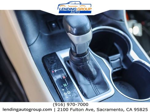 Used 2019 Toyota Highlander XLE image 17