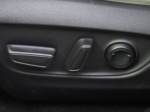 Used 2019 Toyota RAV4 XLE Premium w/ Cold Weather Package AWD/4WD image 14