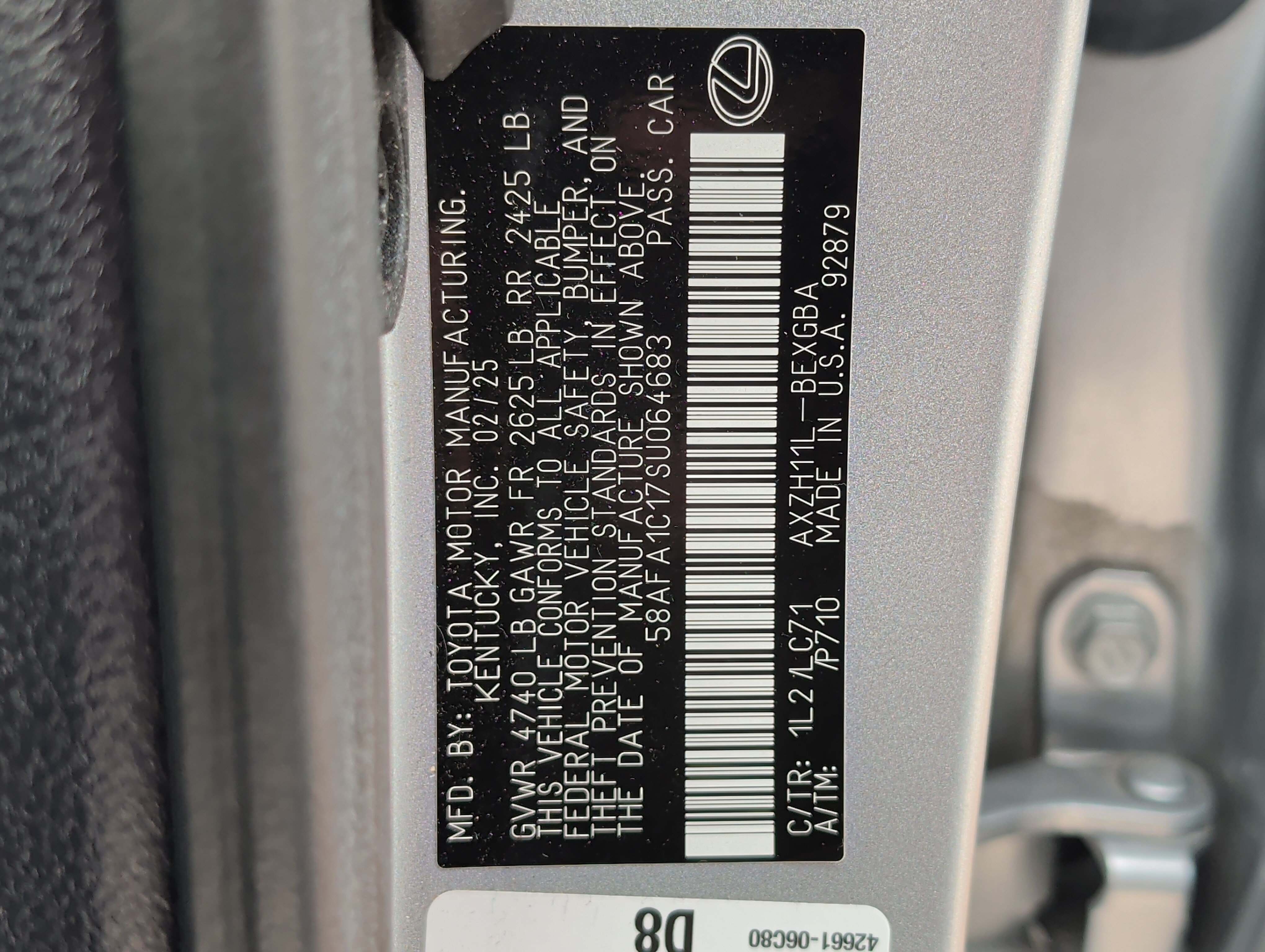 Used 2025 Lexus ES 300h Ultra Luxury w/ Accessory Package (Z1) FWD image 31
