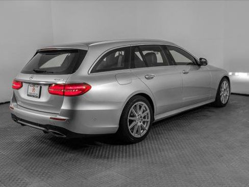 Used 2017 Mercedes-Benz E 400 4MATIC Wagon image 8