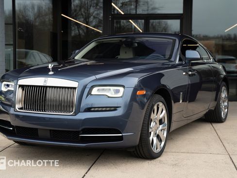 Used 2019 Rolls-Royce Wraith image 7