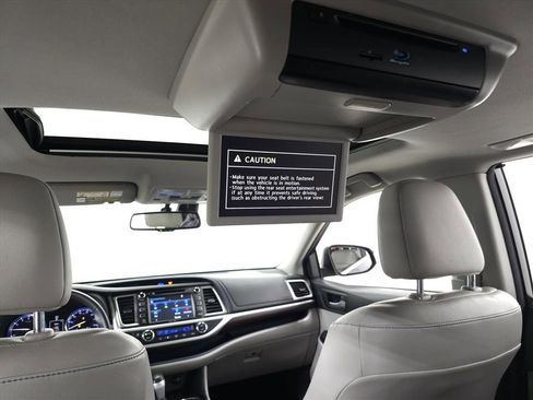 Used 2015 Toyota Highlander Limited image 33