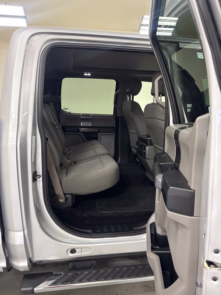 Used 2017 Ford F150 XLT w/ Equipment Group 302A Luxury RWD image 28