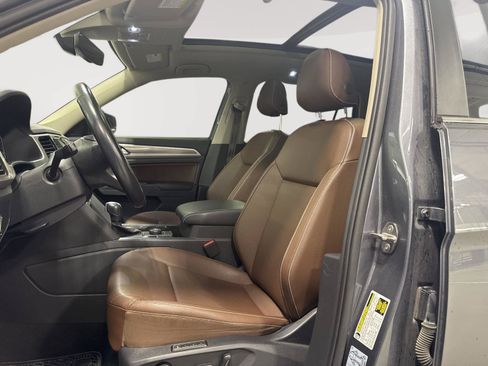 Used 2021 Volkswagen Atlas SEL AWD/4WD image 4