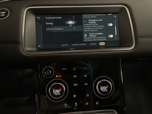 Used 2022 Land Rover Range Rover Evoque S image 21