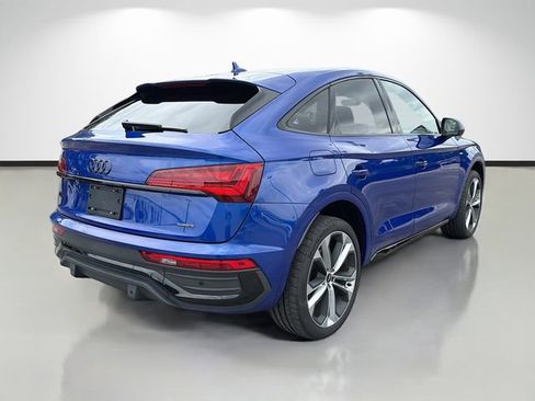 Certified 2023 Audi Q5 2.0T Premium Plus w/ Premium Plus Package AWD/4WD image 3