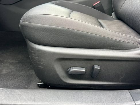Used 2024 Nissan Altima 2.5 SV FWD image 13