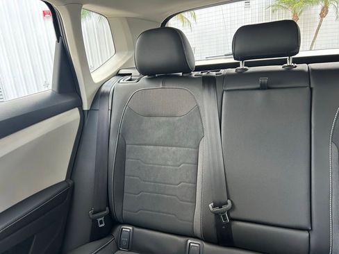 New 2026 Volkswagen Taos SE image 15