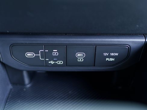 Used 2025 Kia K4 FWD image 29