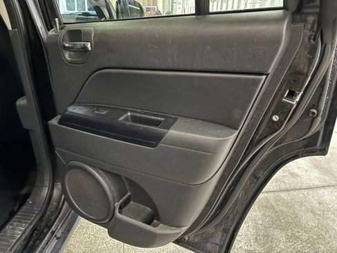 Used 2016 Jeep Compass Sport w/ Power Value Group AWD/4WD image 14