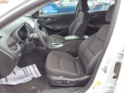 Used 2023 Chevrolet Malibu LT image 14