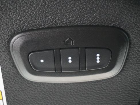 Used 2022 Jeep Wrangler Unlimited Rubicon w/ Cold Weather Group image 24