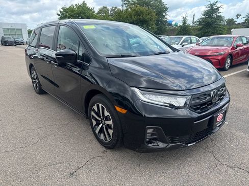 Used 2025 Honda Odyssey EX-L image 11
