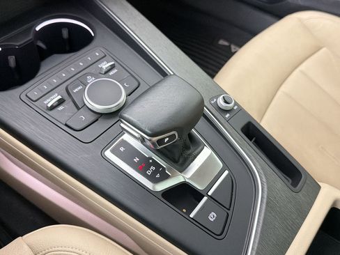 Used 2019 Audi A4 2.0T Premium FWD image 18