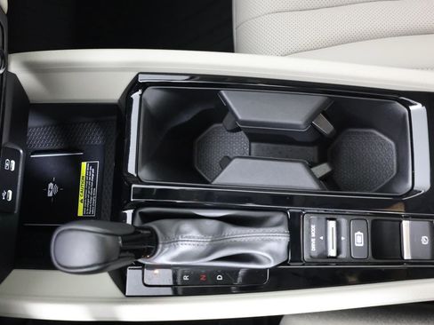 Used 2025 Honda Accord EX-L image 19