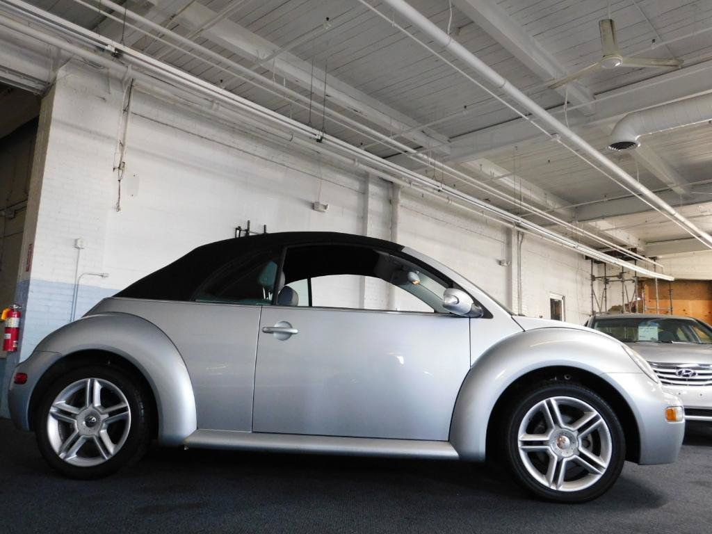 Used 2005 Volkswagen Beetle GLS FWD image 5