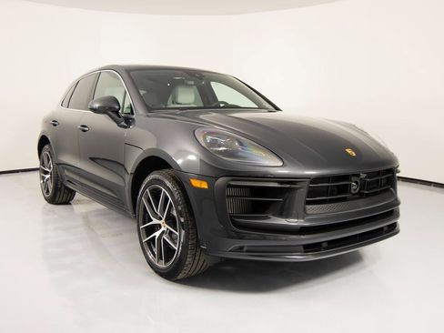 New 2026 Porsche Macan S image 9
