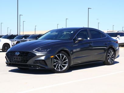 Used 2022 Hyundai Sonata Limited w/ Preferred Accessory Package