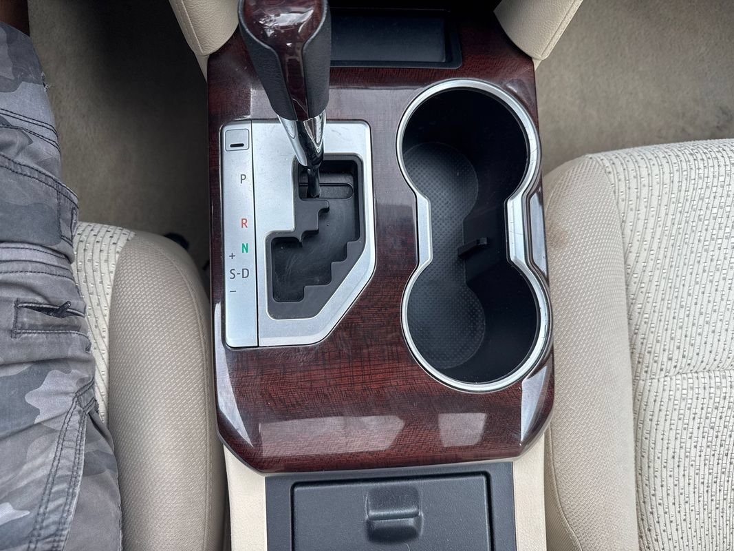 Used 2013 Toyota Camry XLE FWD image 31