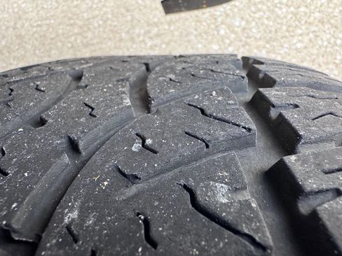 Used 2005 GMC Sierra 1500 SLE w/ Light Duty Power Package image 6