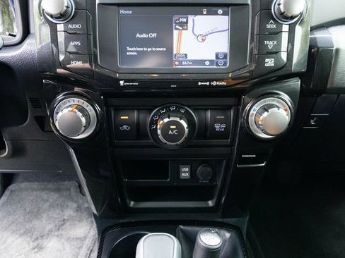 Used 2018 Toyota 4Runner TRD Off-Road Premium image 38