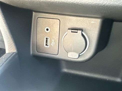 Used 2025 Nissan Kicks Play S FWD image 38