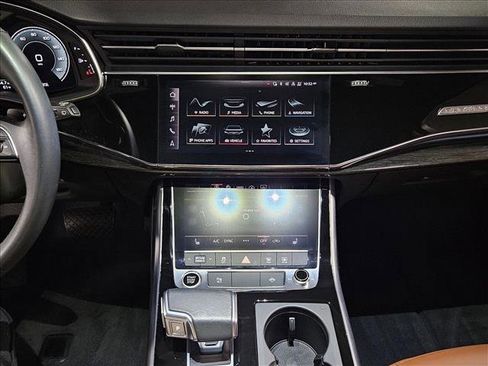 Used 2021 Audi Q7 2.0T Premium Plus AWD/4WD image 14