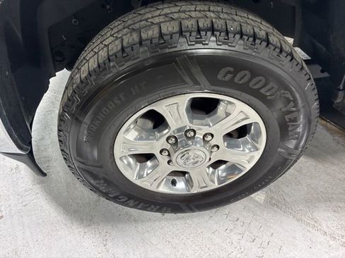 Used 2024 RAM 2500 Big Horn image 4