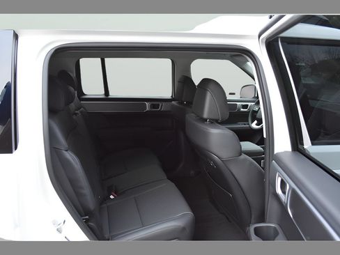 New 2026 Hyundai Santa Fe SEL FWD image 16