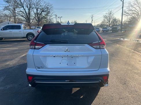 Used 2023 Mitsubishi Eclipse Cross LE image 6