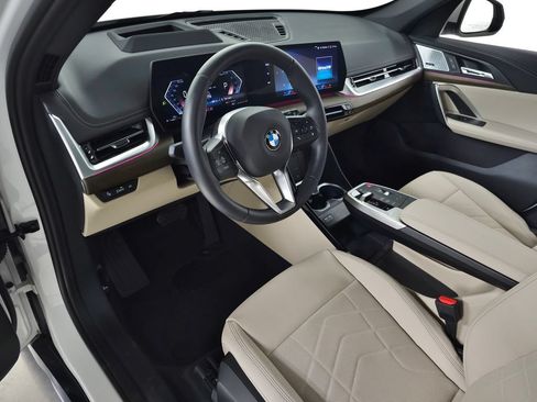 Used 2023 BMW X1 xDrive28i w/ Premium Package AWD/4WD image 16