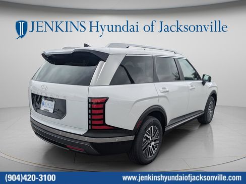 New 2026 Hyundai Palisade SEL Premium FWD image 3