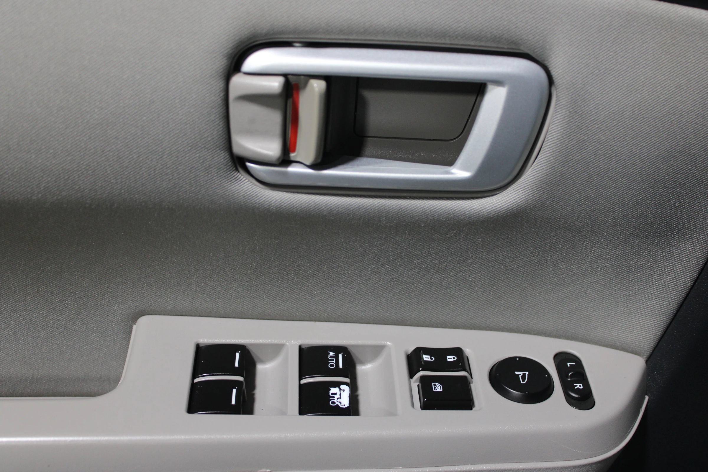 Used 2012 Honda Pilot LX image 9
