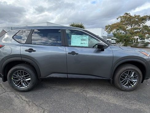 New 2026 Nissan Rogue S image 3