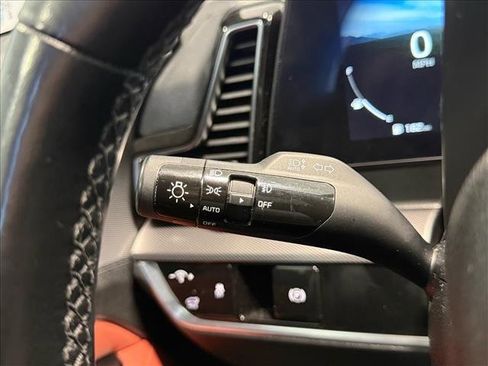 Used 2023 Kia Sportage SX image 21