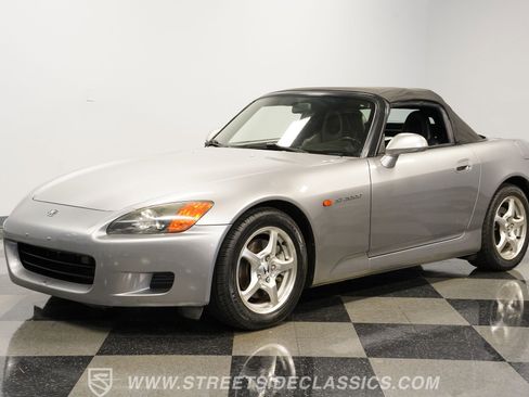 Used 2001 Honda S2000 image 6