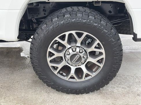 Used 2021 Ford F250 Lariat w/ Lariat Ultimate Package AWD/4WD image 21