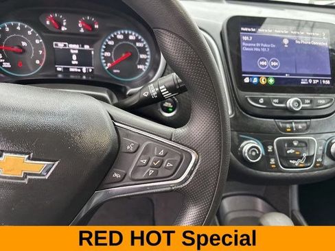 Used 2024 Chevrolet Malibu LS w/ Driver Confidence Package FWD image 18