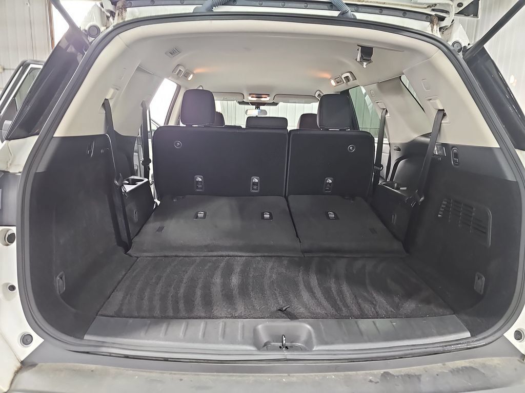 Certified 2024 Nissan Pathfinder SV AWD/4WD image 12
