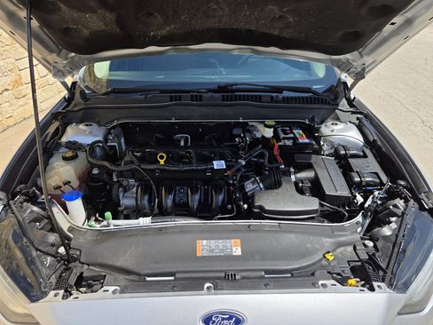 Used 2017 Ford Fusion S w/ Equipment Group 101A FWD image 15