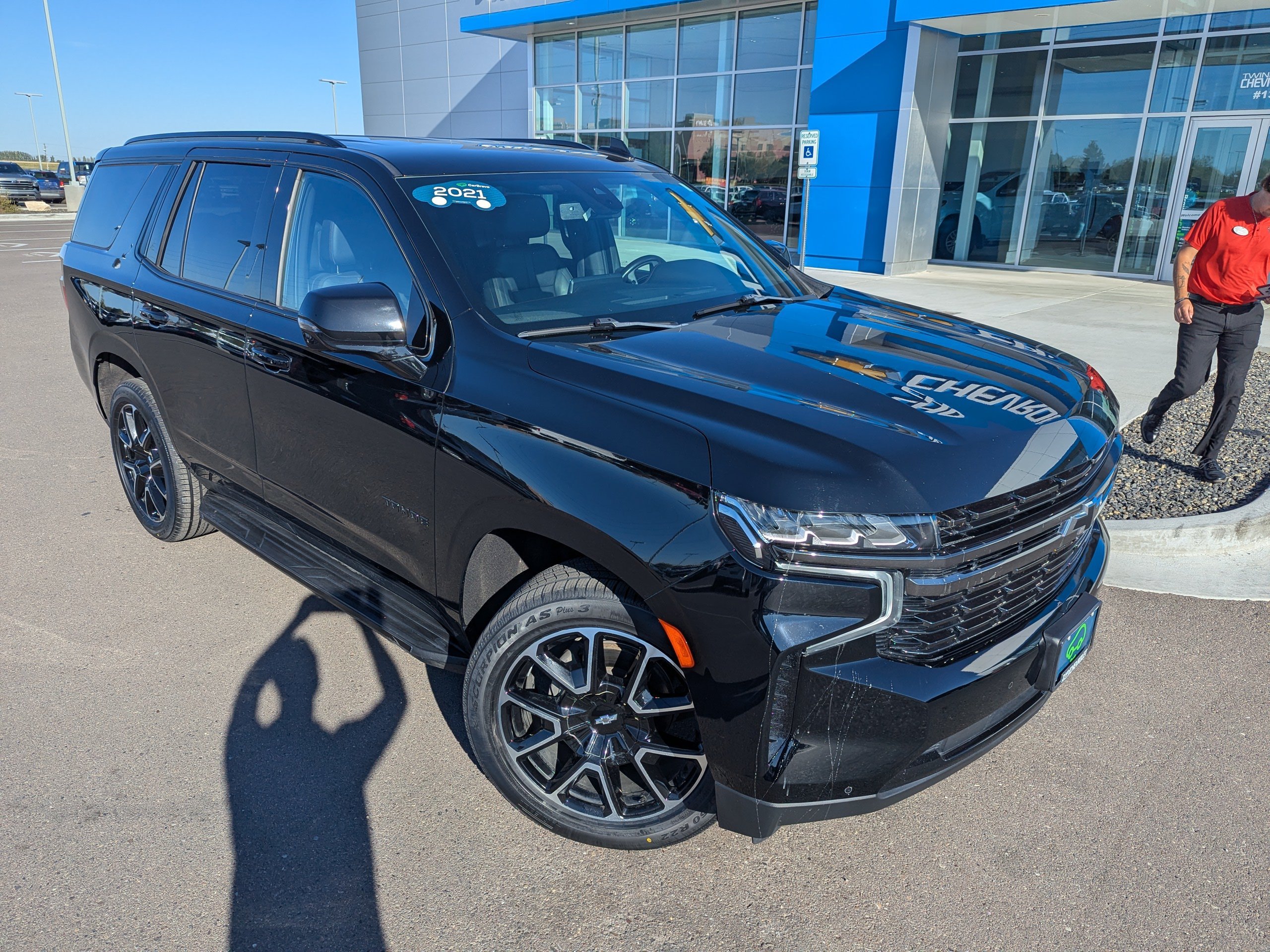 Certified 2021 Chevrolet Tahoe RST w/ Luxury Package AWD/4WD image 3