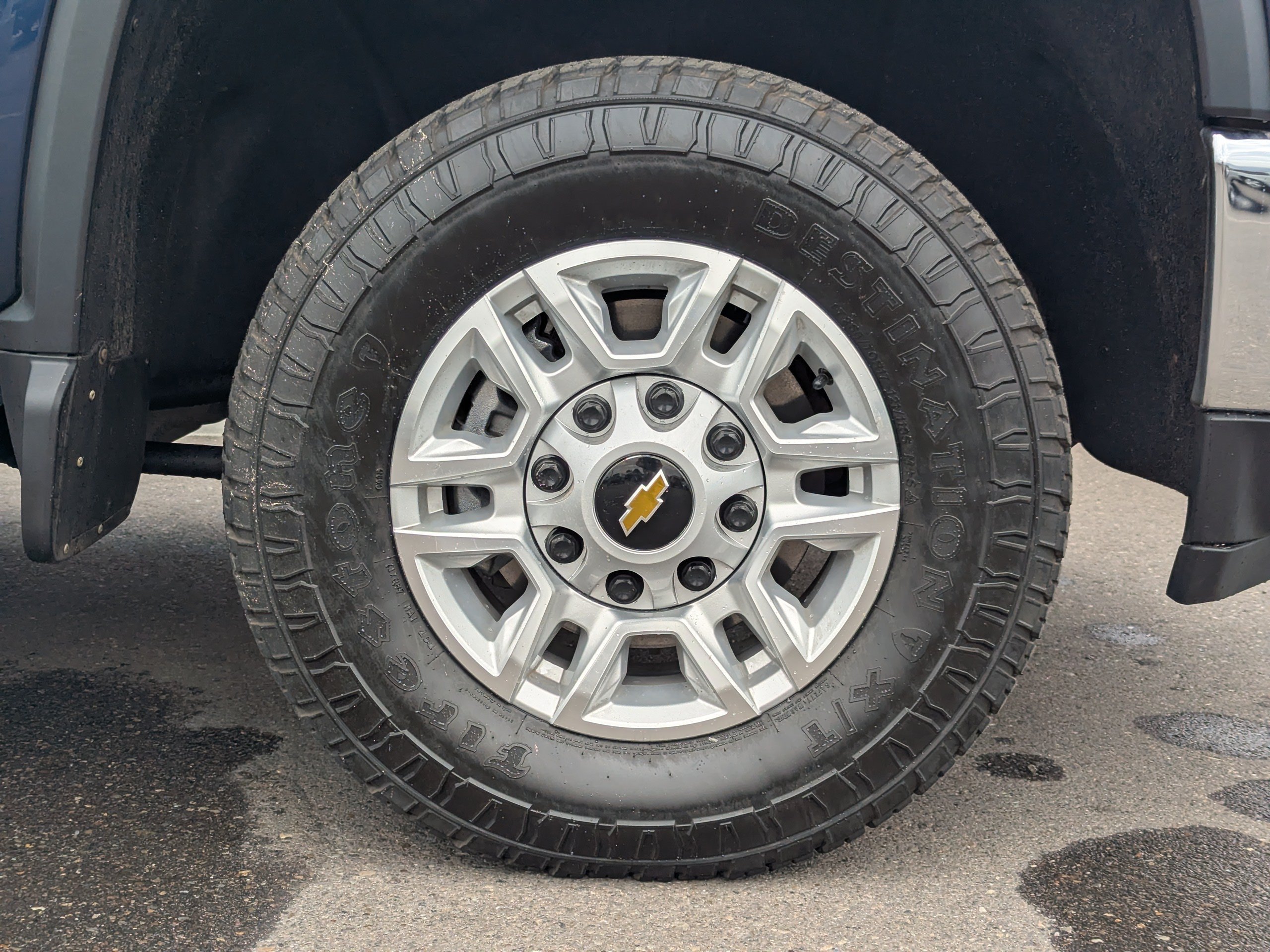 Certified 2022 Chevrolet Silverado 2500 LT w/ Convenience Package AWD/4WD image 48
